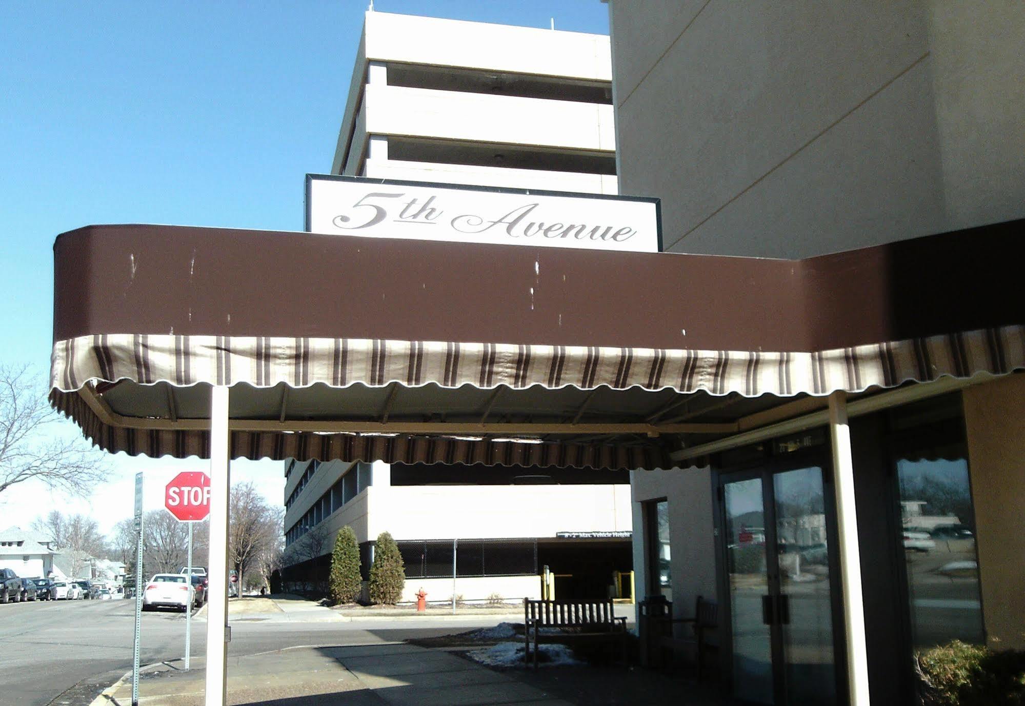 5Th Avenue Inn & Suites Rochester Eksteriør billede